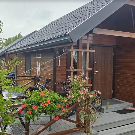 Parterowy Klimatyzowany, Ogrzewany Z Jacuzzi Na Terenie Osrodka- U Staszka Chalet *